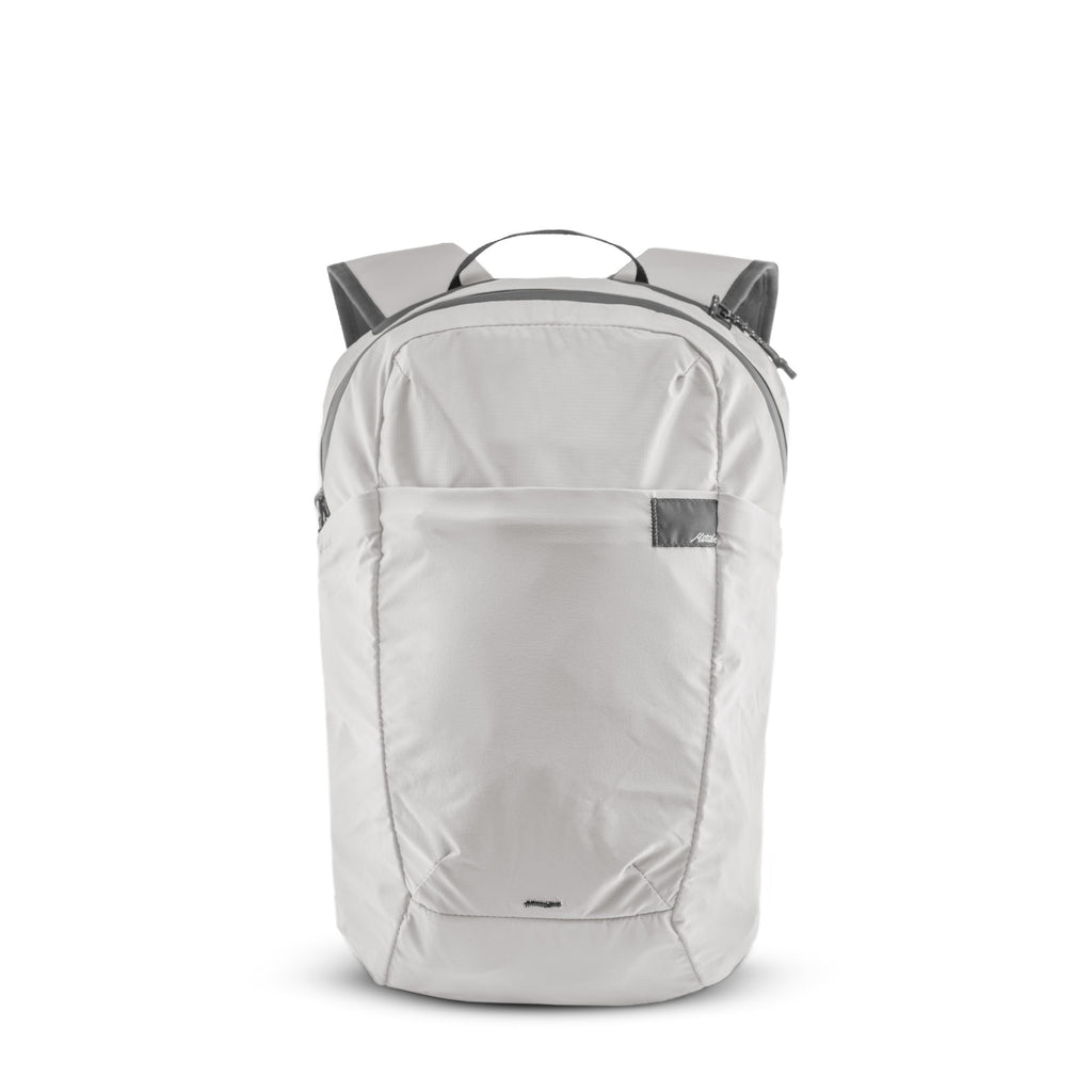 Matador ReFraction Packable Backpack (white)-Ultraleichter, faltbarer Tagesrucksack für Städtereisen (16 Liter) von Matador