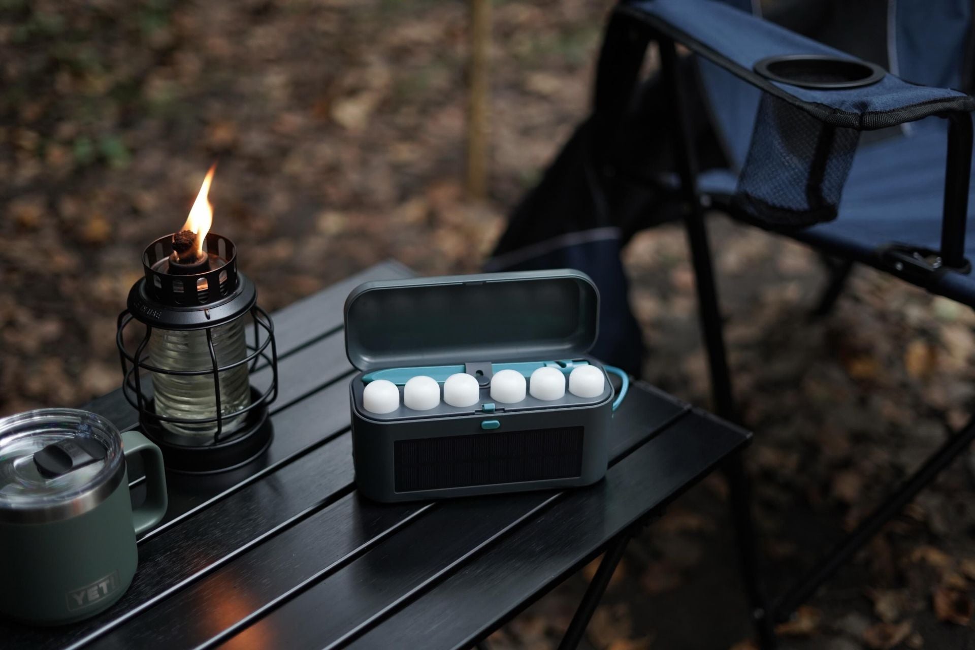 BioLite Site Lights  Set mit 6 Hängeleuchten und Solar-Ladecase von BioLite