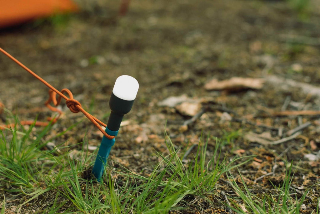BioLite Site Lights  Set mit 6 Hängeleuchten und Solar-Ladecase von BioLite