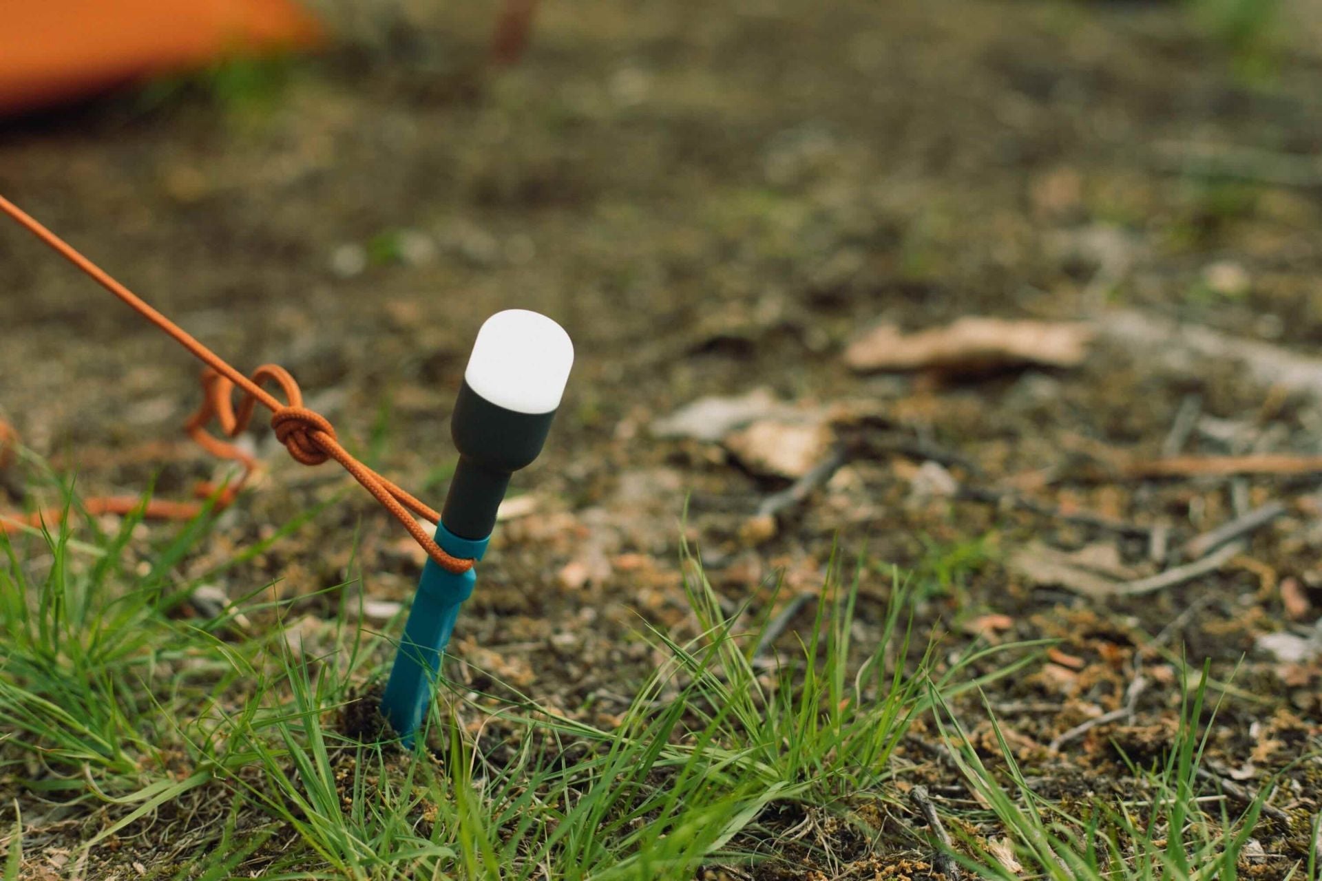 BioLite Site Lights  Set mit 6 Hängeleuchten und Solar-Ladecase von BioLite