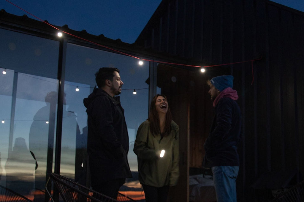 BioLite Site Lights  Set mit 6 Hängeleuchten und Solar-Ladecase von BioLite