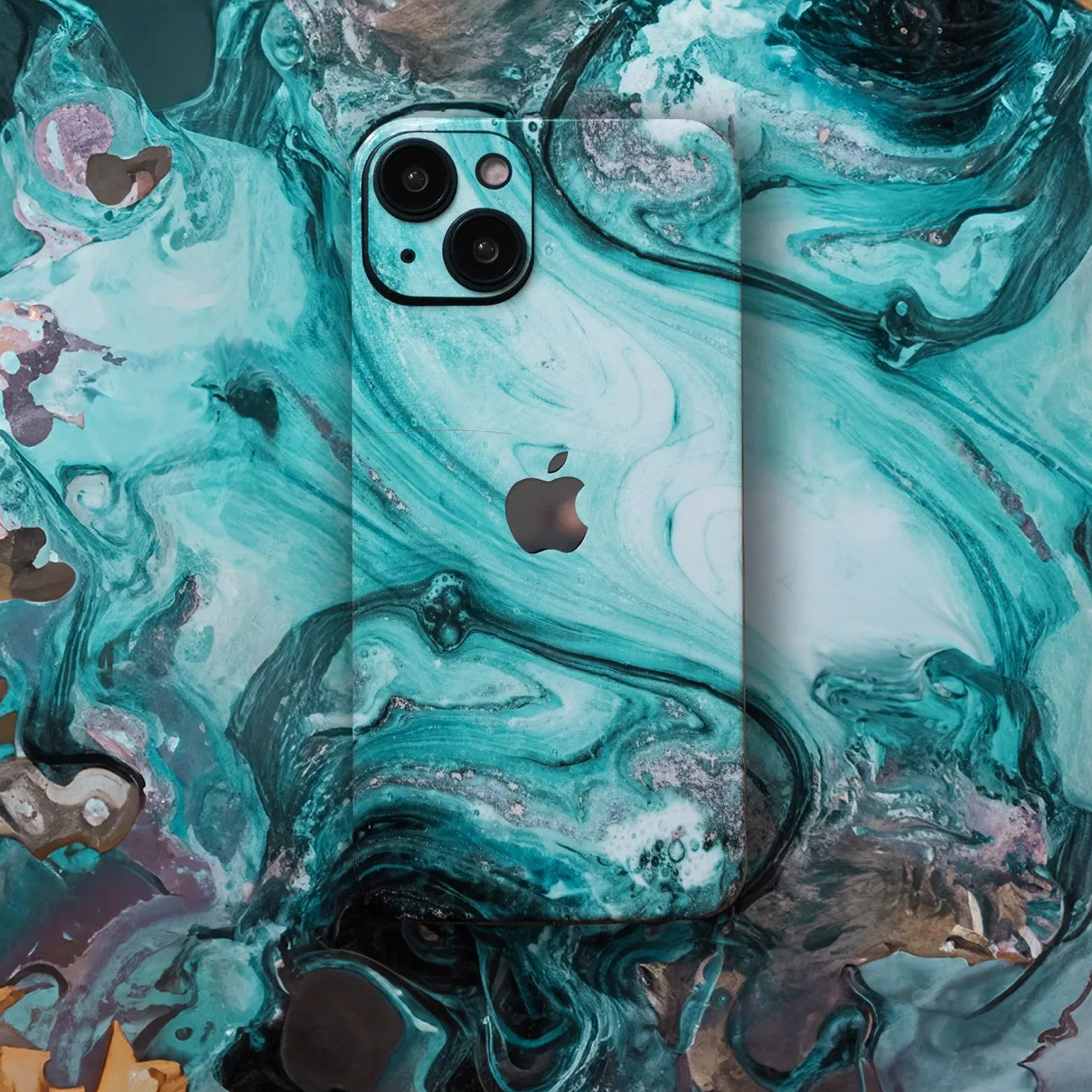iPhone 16 Skin Liquid Blue