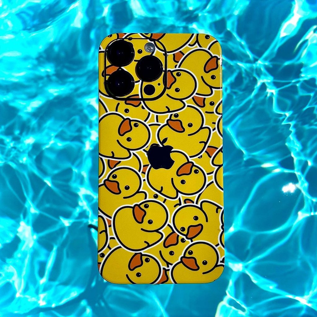 iPhone 15 Plus Skin Duckling