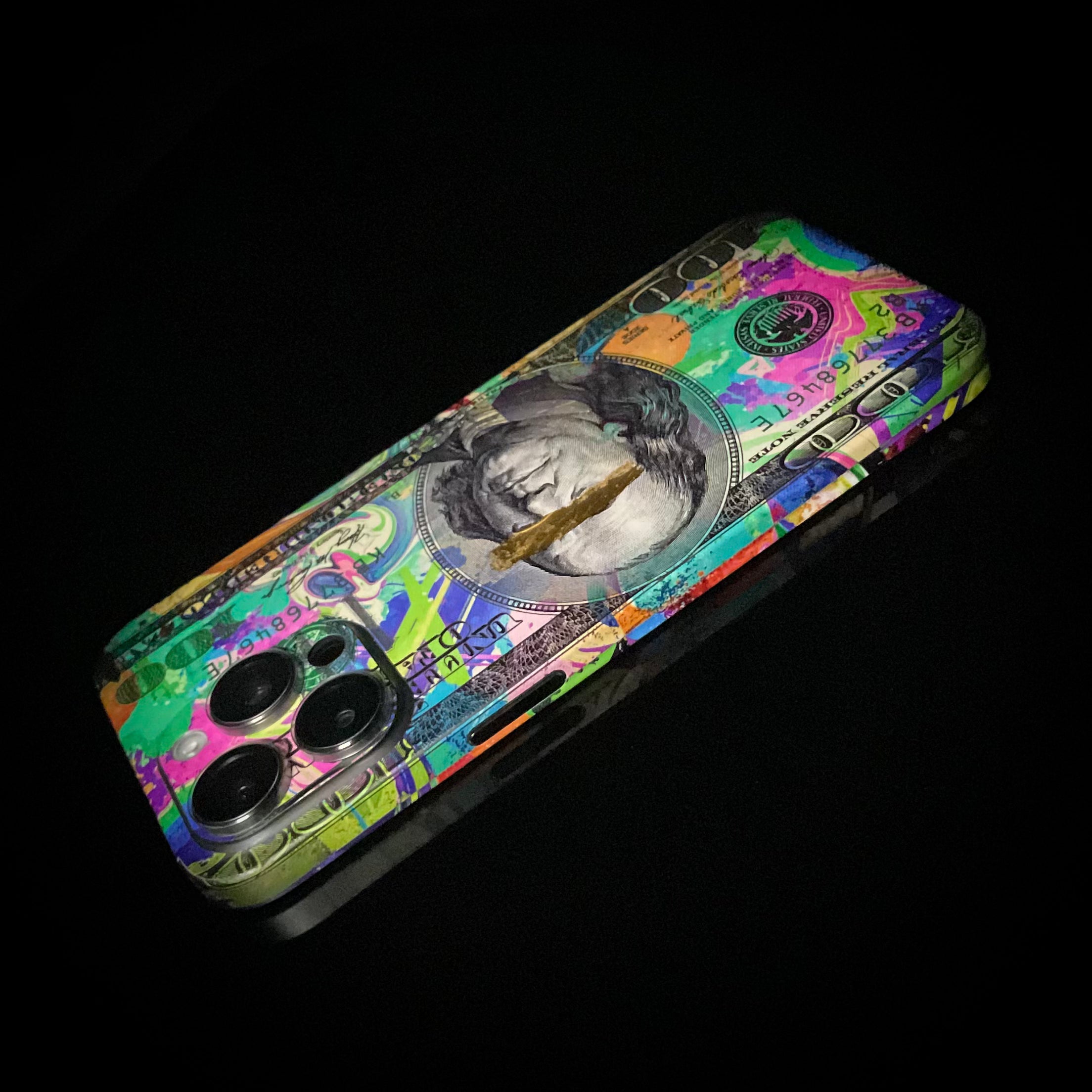 iPhone 15 Pro Max Skin mit 24K Gold Benjamin Matt