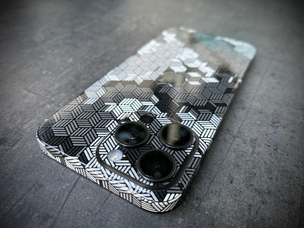 iPhone Skin Prism Black