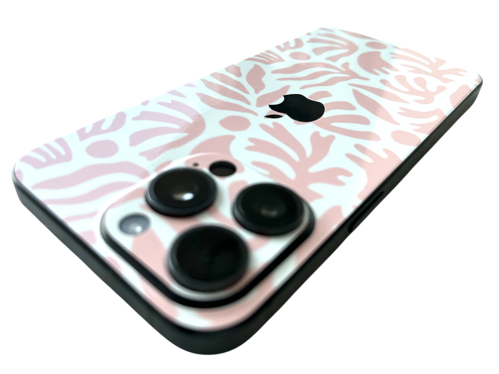 iPhone 14 Pro Skin Koralle Pink