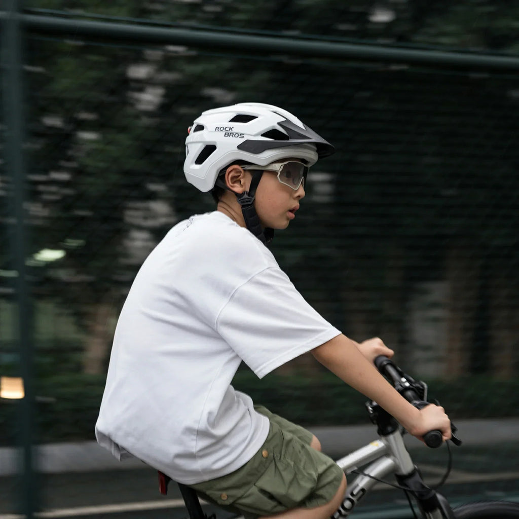 Selbsttönende Fahrradbrille für Kinder mit UV400-Schutz