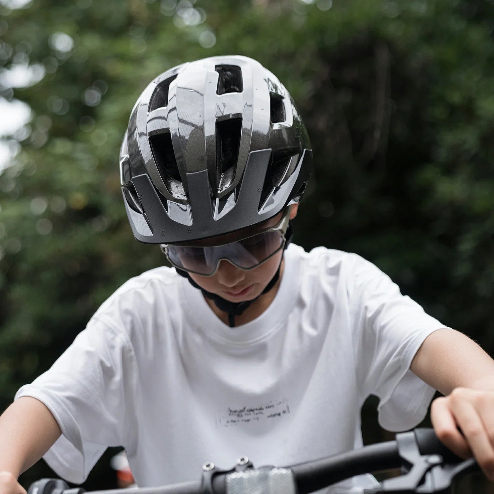 Selbsttönende Fahrradbrille für Kinder mit UV400-Schutz