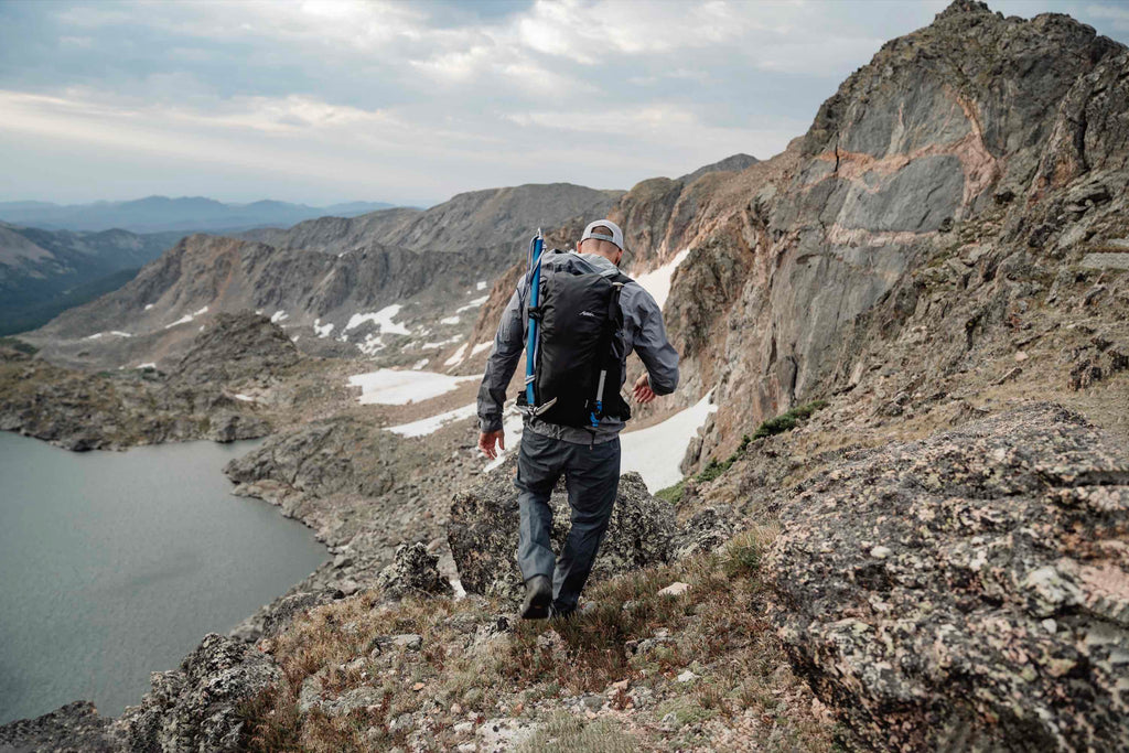 Matador Beast 28 - Ultraleichter, faltbarer Rahmenrucksack für Outdoor-Aktivitäten (28 Liter) von Matador