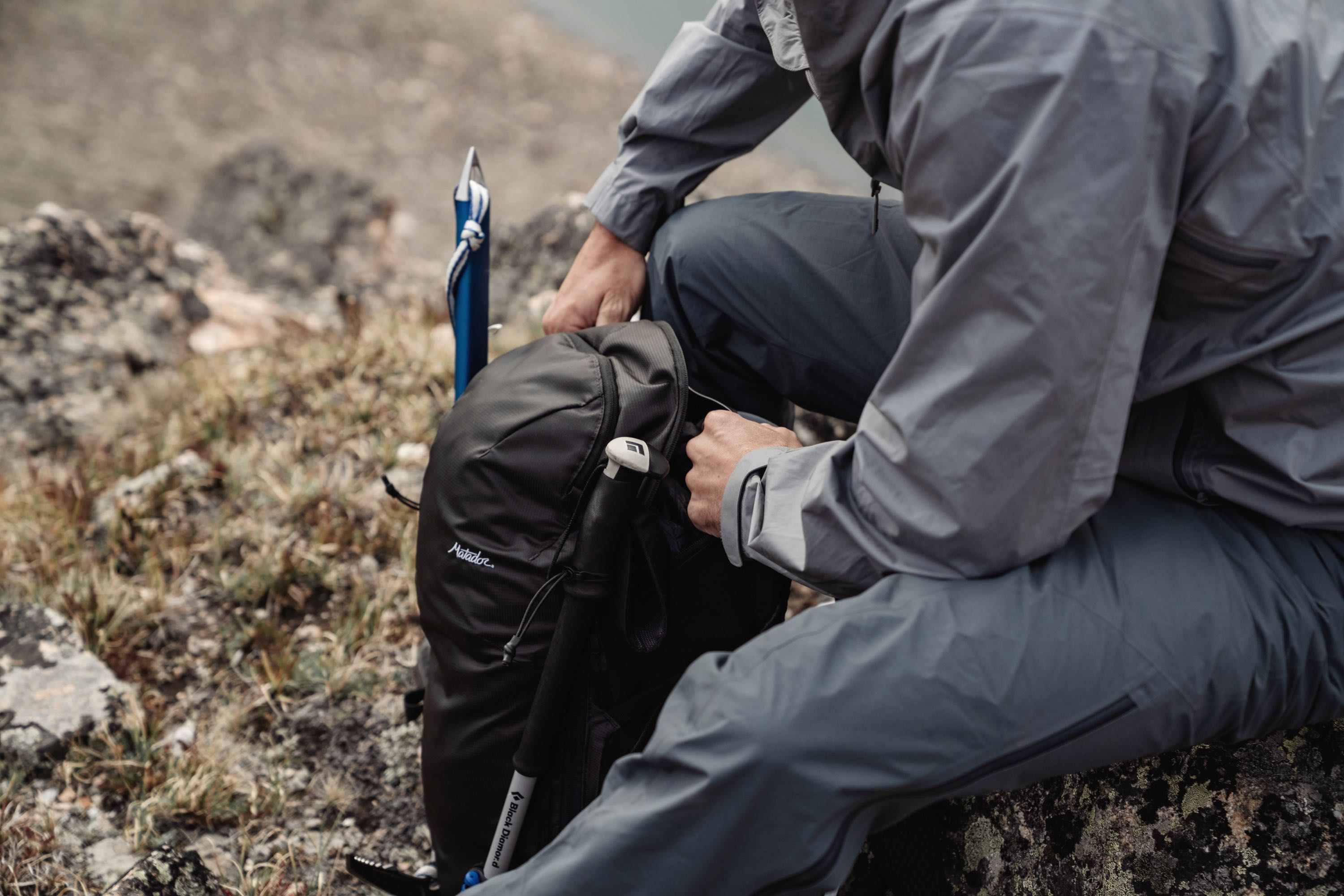 Matador Beast 28 - Ultraleichter, faltbarer Rahmenrucksack für Outdoor-Aktivitäten (28 Liter) von Matador