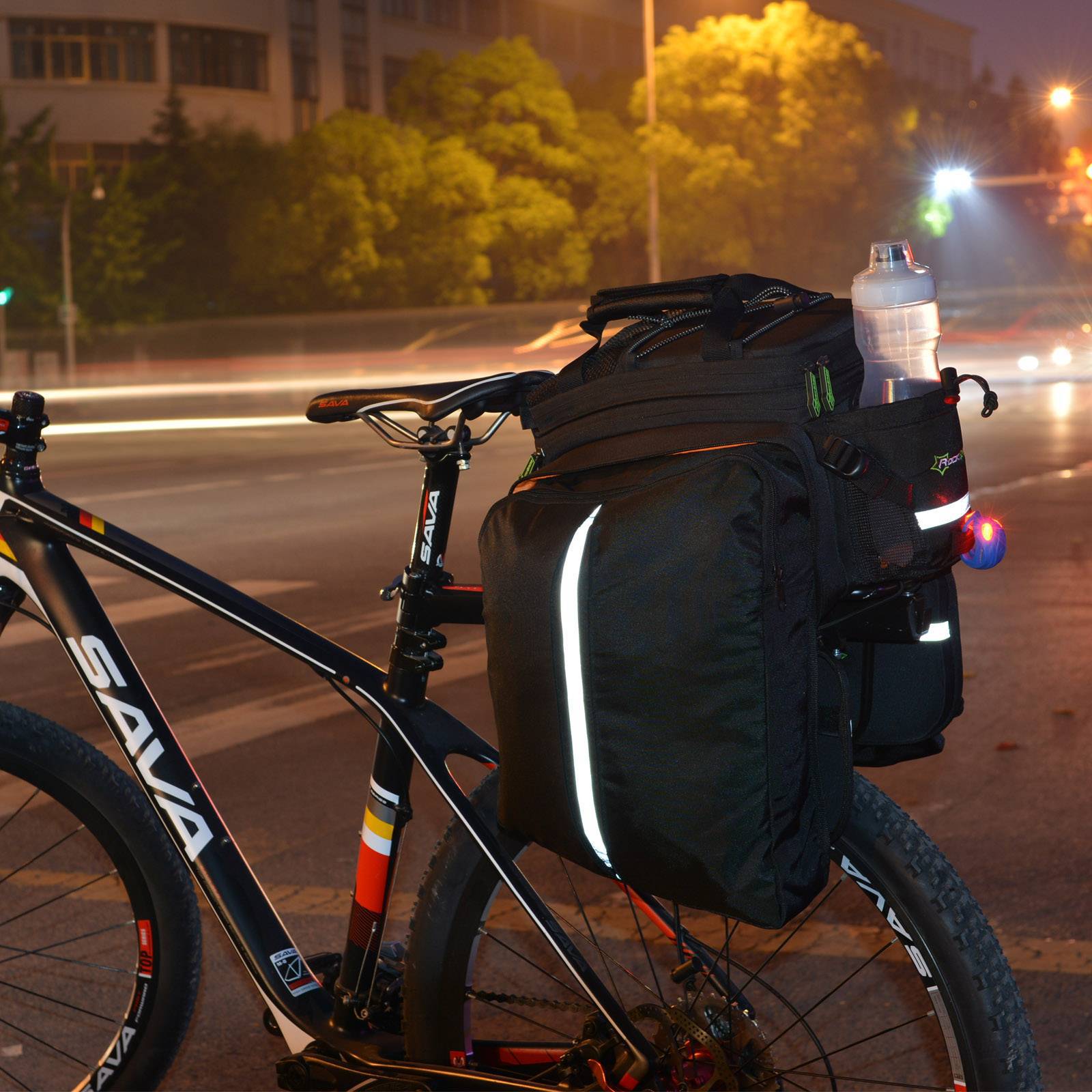 ROCKBROS Fahrrad Gepäckträgertasche wasserdichte mit Regenschutz 17-35L